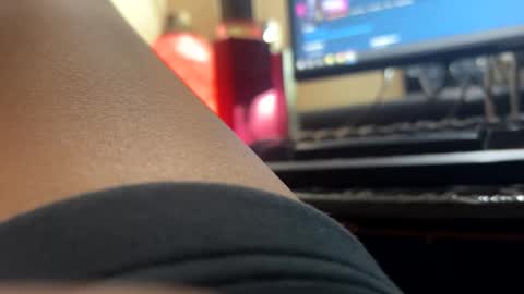 im KIM new girl to spoil online show from 2, 3, 2025