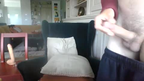 Snapshot of cum_swallow_bi chatting on 18, 5, 2026 cum_swallow_bi online show from 18, 5, 2026