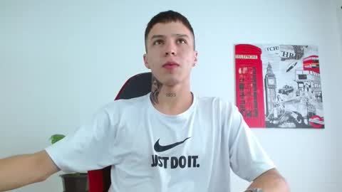 cumandres online show from 15, 12, 2025