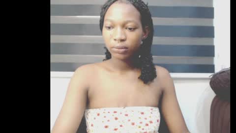 cumebony_petit online show from 14, 5, 2026