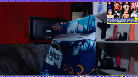 cuminmenowbby online show from 20, 4, 2026