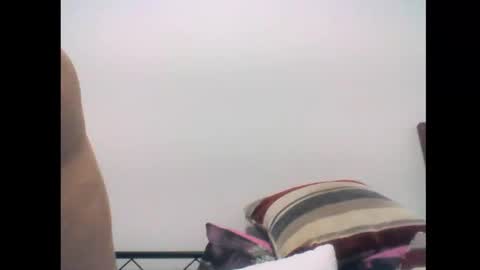 Snapshot of cumliveinoz chatting on 18, 11, 2025 cumliveinoz online show from 18, 11, 2025