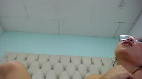 Cumontitsxxx online show from 5, 6, 2026