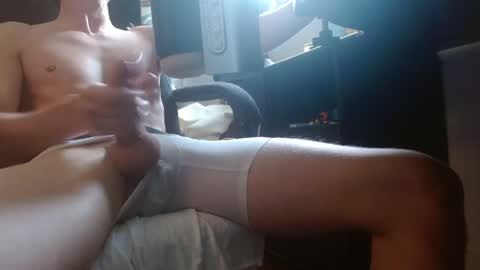 Snapshot of cumplaywithmeb chatting on 27, 5, 2026 cumplaywithmeb online show from 27, 5, 2026