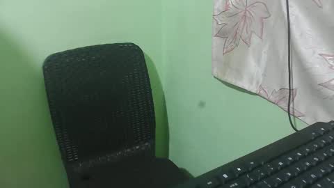 cumwhore4uxox online show from 19, 12, 2025