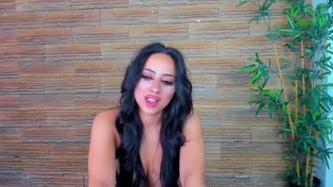 cupcake_izzy online show from 28, 10, 2025