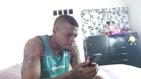 dominic and julieta... independent models online show from 20, 1, 2025