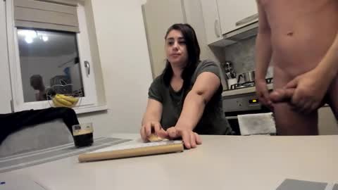 maria  alex online show from 8, 4, 2026