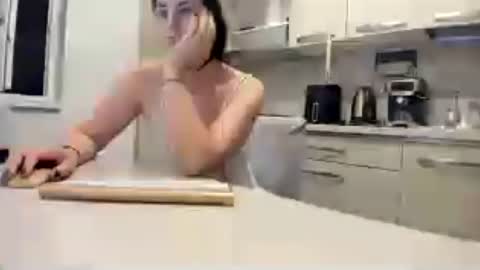 maria  alex online show from 2, 7, 2026