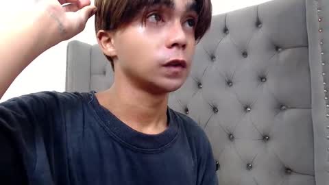 Snapshot of cuppycupcake_2 chatting on 30, 9, 2025 Xyrien online show from 30, 9, 2025