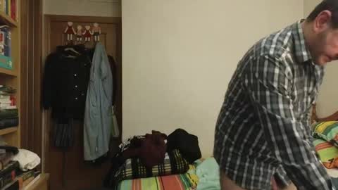 curiosillo1983 online show from 27, 4, 2026