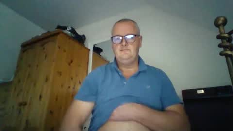 curiousax77 online show from 13, 10, 2025