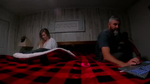 curious couple online show from 17, 12, 2024