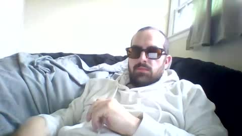 curiouser_guy online show from 25, 5, 2026