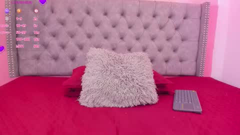 curvy_bigass18 online show from 5, 3, 2026