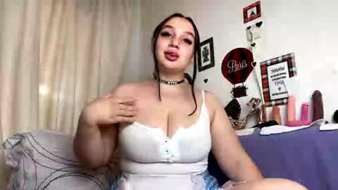 curvybombb online show from 29, 9, 2025