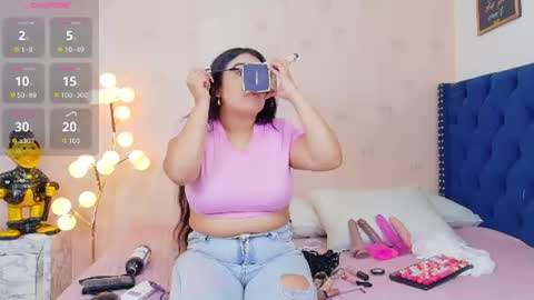 Snapshot of curvybuffgirl chatting on 23, 7, 2026 Michel online show from 23, 7, 2026