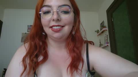 Snapshot of curvycate127 chatting on 2, 10, 2025 Cate online show from 2, 10, 2025