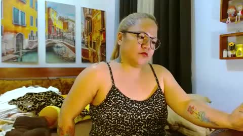 C H E R R Y  online show from 12, 1, 2025