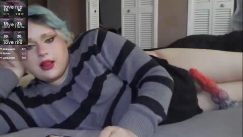 Curvygothfemboy online show from 1, 3, 2025