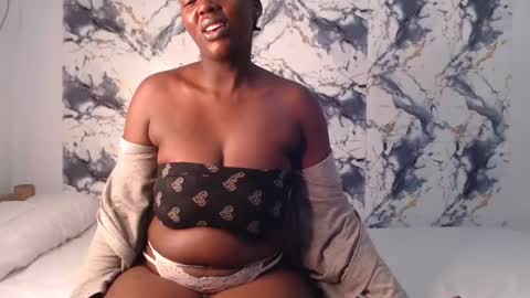 curvyj255 online show from 25, 7, 2026