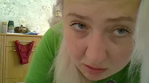 Curvy online show from 4, 6, 2026