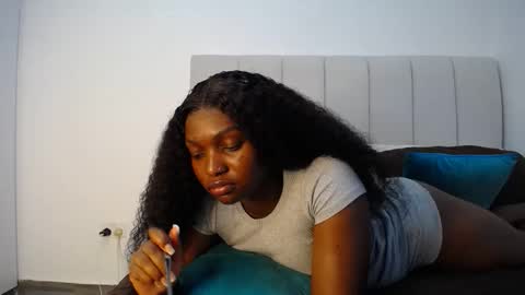 Liya online show from 4, 11, 2025