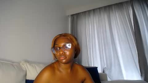 Liya online show from 13, 4, 2026