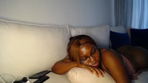 Liya online show from 18, 4, 2026