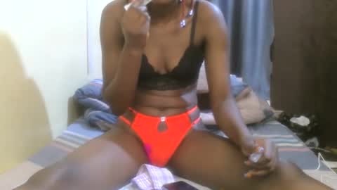 cute_banice online show from 16, 1, 2025