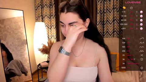 Snapshot of cute_chus chatting on 24, 2, 2025 Hanna online show from 24, 2, 2025