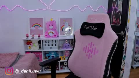 Dani  online show from 24, 1, 2025