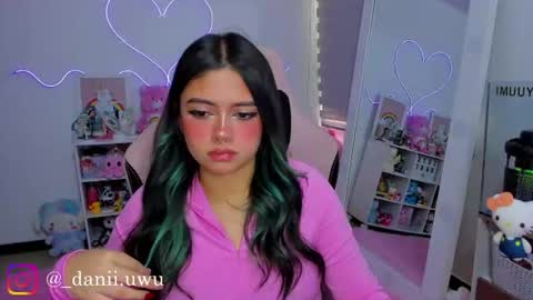 Snapshot of cute_dani__ chatting on 9, 6, 2026 Dani online show from 9, 6, 2026