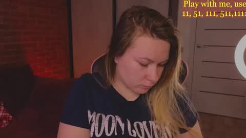 Snapshot of cute_darina chatting on 8, 3, 2025 Everyday stream in the same time online show from 8, 3, 2025