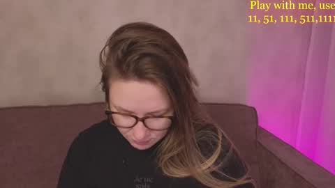 Snapshot of cute_darina chatting on 19, 10, 2025 Everyday stream in the same time online show from 19, 10, 2025