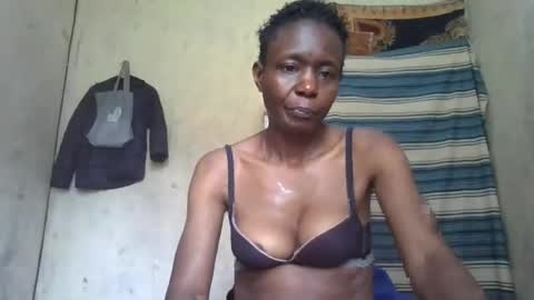 cute_divah4 online show from 27, 7, 2026