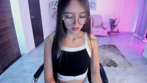Bella Fox online show from 2, 5, 2026