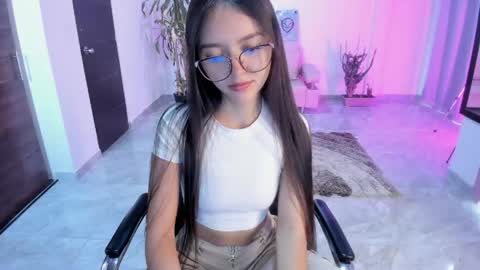 Bella Fox online show from 9, 5, 2026
