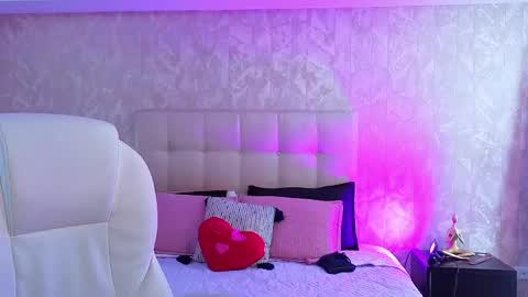 Sofa  online show from 20, 4, 2026