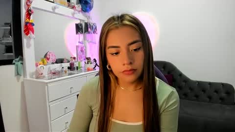 Katherine Independent model online show from 20, 7, 2026