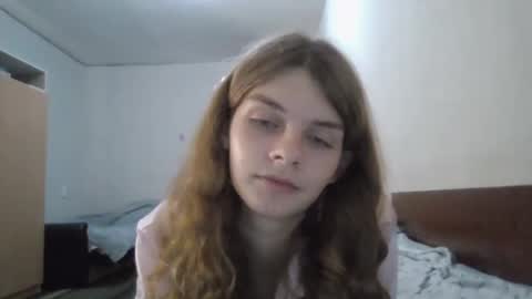 cute_kitte online show from 22, 12, 2024