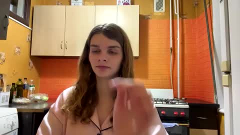 cute_kitte online show from 24, 2, 2025