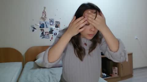 Snapshot of cute_labuba chatting on 3, 12, 2025 labubu D online show from 3, 12, 2025