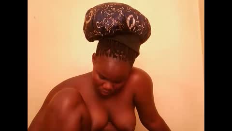 cute_latifah online show from 13, 2, 2026