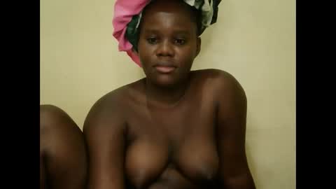 cute_latifah online show from 22, 2, 2026