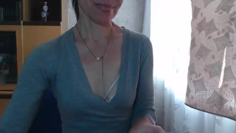 cute_lion_ online show from 11, 2, 2025