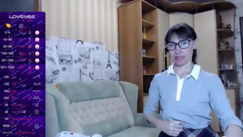 cute_lion_ online show from 7, 3, 2025