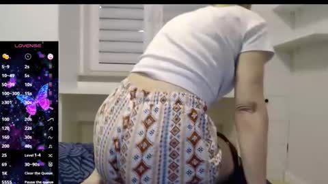 cute_lion_ online show from 29, 9, 2025