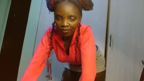 cute_lorna online show from 28, 4, 2026