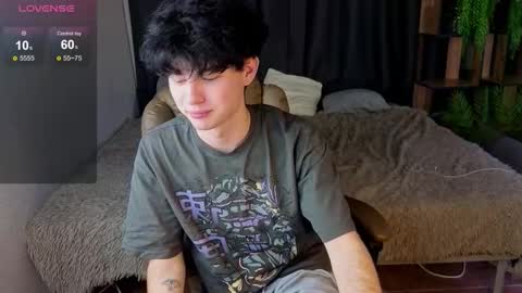 Snapshot of cute_mikex chatting on 3, 11, 2025 Mike online show from 3, 11, 2025